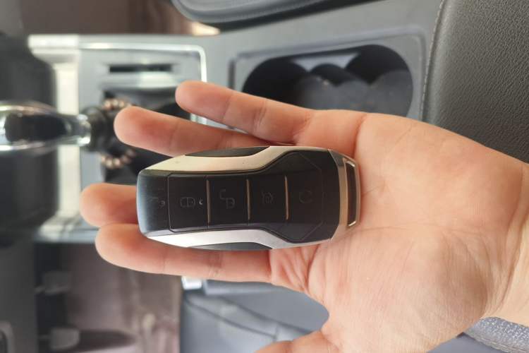 Used BYD Qin Pro 2018 1.5L Manual SmartConnect Sharp Edition Vehicle Key