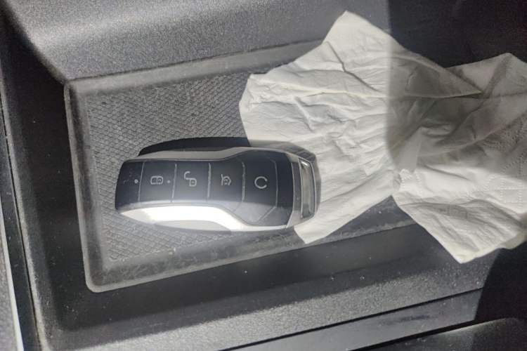 Used BYD Qin Pro 2018 1.5TI Automatic Smart Connect Fendong Model Vehicle Key