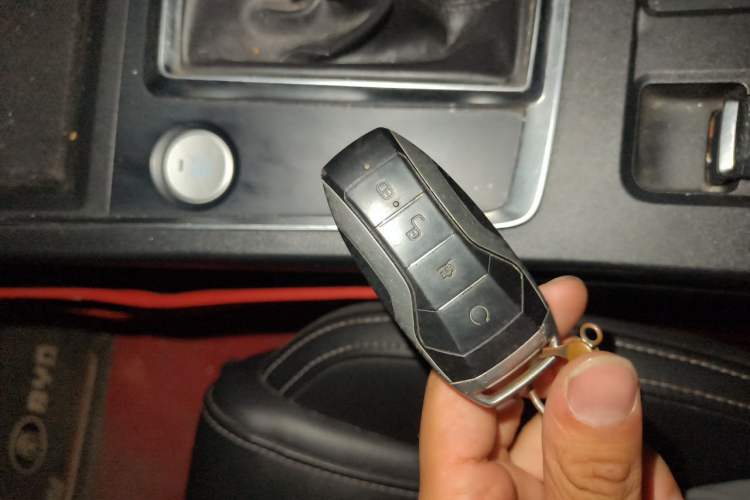 Used BYD Qin Pro 2018 1.5TI Automatic Smart Connect Fendong Model Vehicle Key