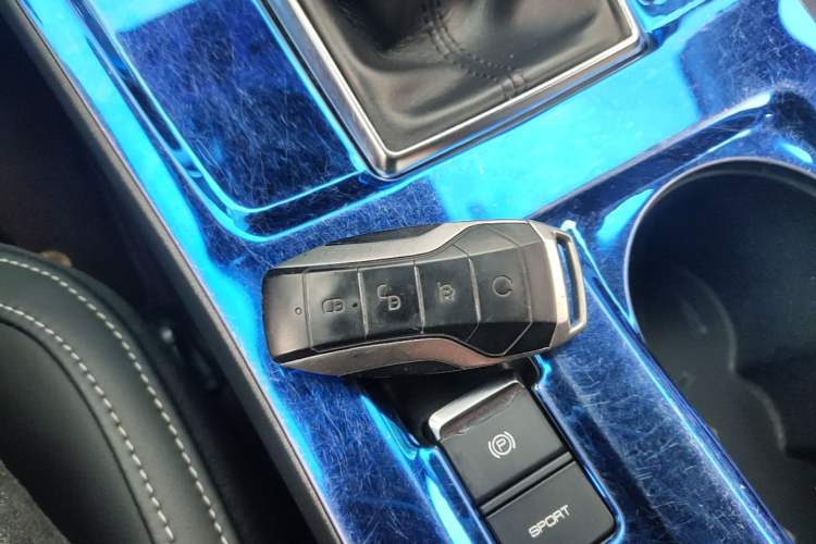 Used BYD Qin Pro 2018 1.5TI Automatic Smart Connect Luxe Model Vehicle Key