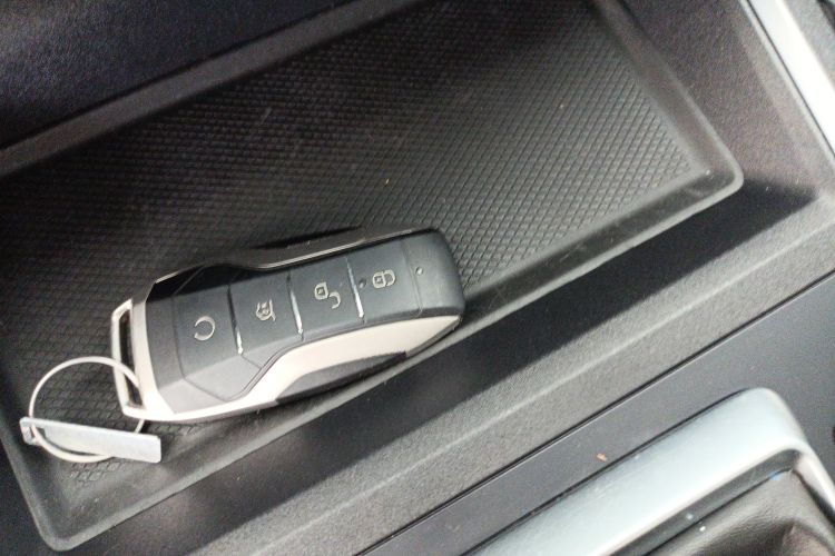 Used BYD Qin Pro 2018 1.5TI Automatic Smart Connect Luxury Edition Vehicle Key