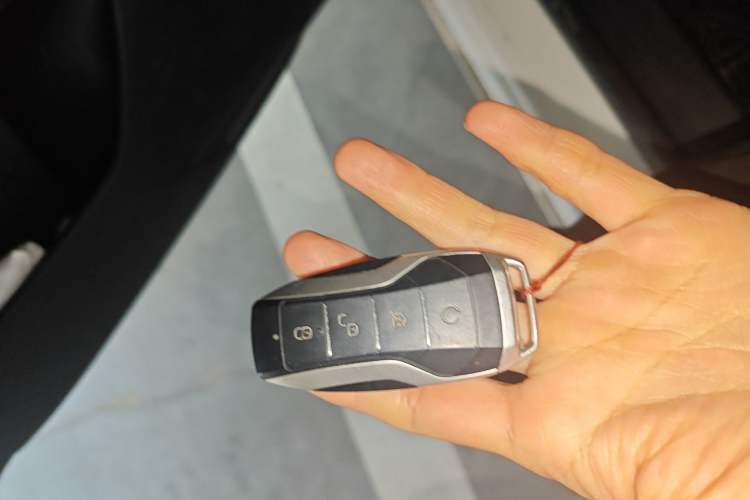 Used BYD Qin Pro 2018 1.5TI Automatic Smart Connect Fendong Model Vehicle Key