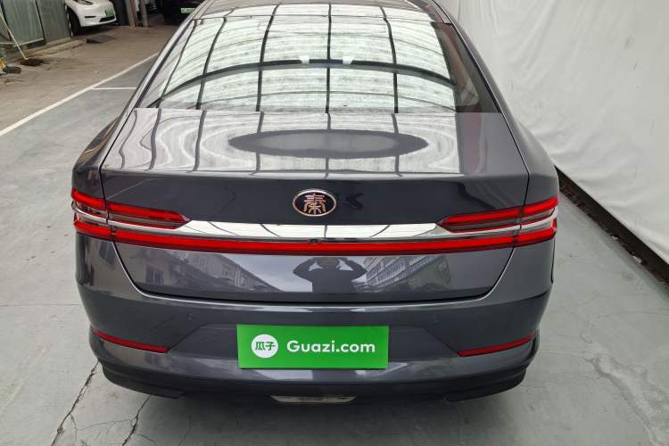 Used BYD Qin Pro 2019 Super Edition 1.5TI Automatic Smart Connect FENGSHANG Model China VI Standard Exterior 12