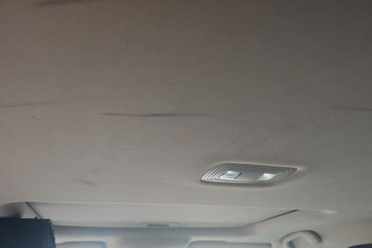 Used BYD Qin Pro 2019 Super Edition 1.5TI Automatic Smart Connect Enjoyment Model China VI Standard Headliner