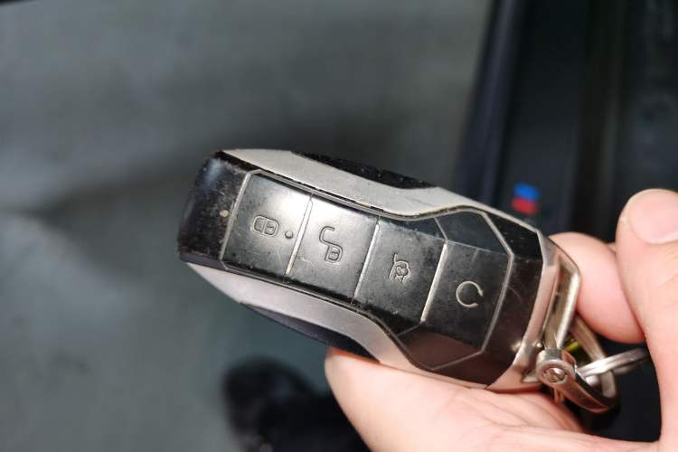 Used BYD Qin Pro 2019 Super Edition 1.5TI Automatic Smart Connect FENGSHANG Model China VI Standard Interior 1