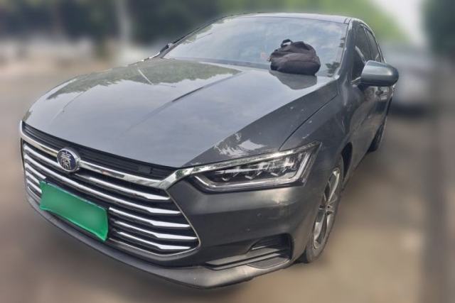 Used BYD Qin Pro 2019 Super Edition 1.5TI Automatic Smart Connect Enjoyment Model China VI Standard
