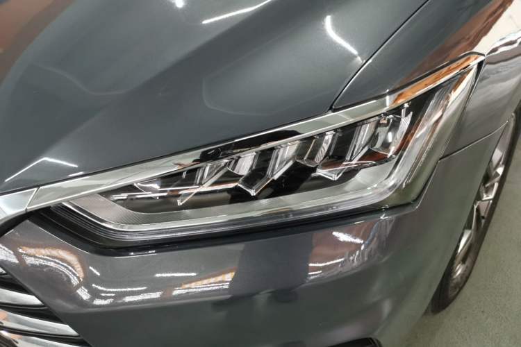 Used BYD Qin Pro 2019 Super Edition 1.5TI Automatic Smart Connect FENGSHANG Model China VI Standard Left Front Headlight