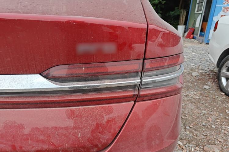 Used BYD Qin Pro 2019 Super Edition 1.5TI Automatic Smart Connect Brilliance Model China VI Standard Right Rear Taillight