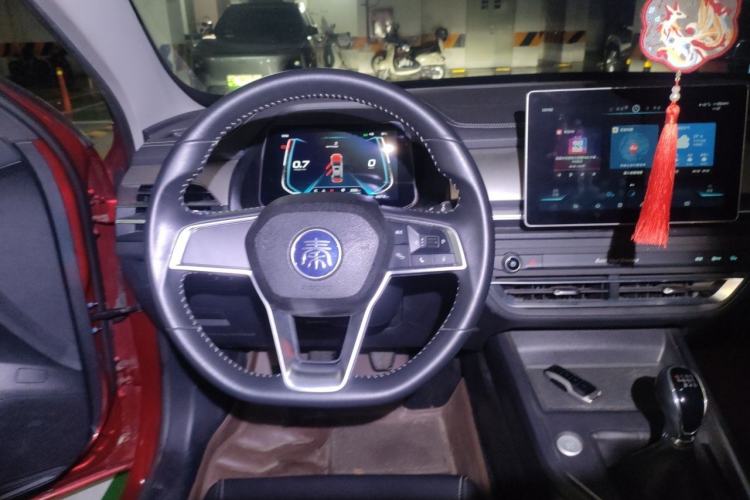 Used BYD Qin Pro 2019 Super Edition 1.5TI Manual Smart Connect Powerful Model China VI Standard Steering Wheel