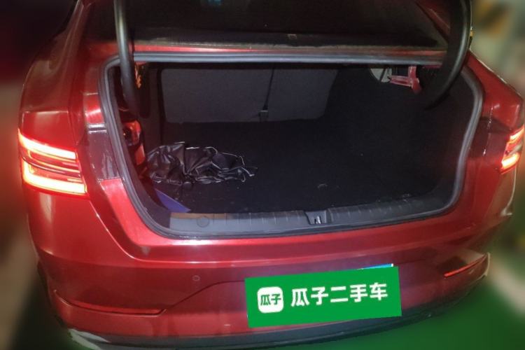 Used BYD Qin Pro 2019 Super Edition 1.5TI Manual Smart Connect Powerful Model China VI Standard Trunk