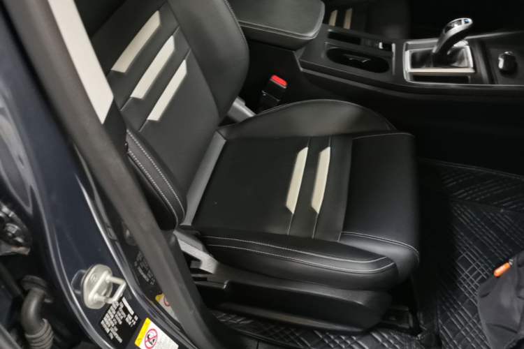 Used BYD Qin Pro 2019 Super Edition 1.5TI Automatic Smart Connect FENGSHANG Model China VI Standard Right Front Seat