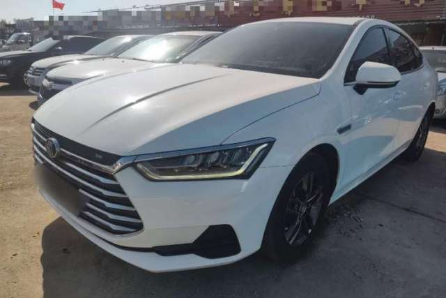Used BYD Qin Pro 2019 Super Edition 1.5TI Manual Smart Connect Fierce Model China V Standard