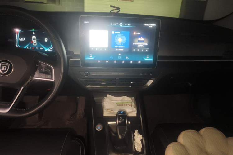 Used BYD Qin Pro 2019 Super Edition 1.5TI Automatic Smart Connect Dynamic Model China V Standard Audio And AC Panel