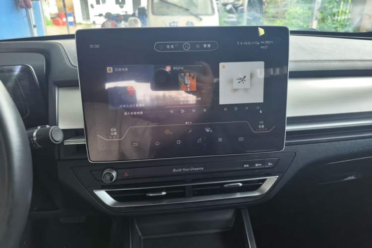 Used BYD Qin Pro 2019 Super Edition 1.5TI Automatic Smart Connect Enjoyment Model China VI Standard Audio And AC Panel