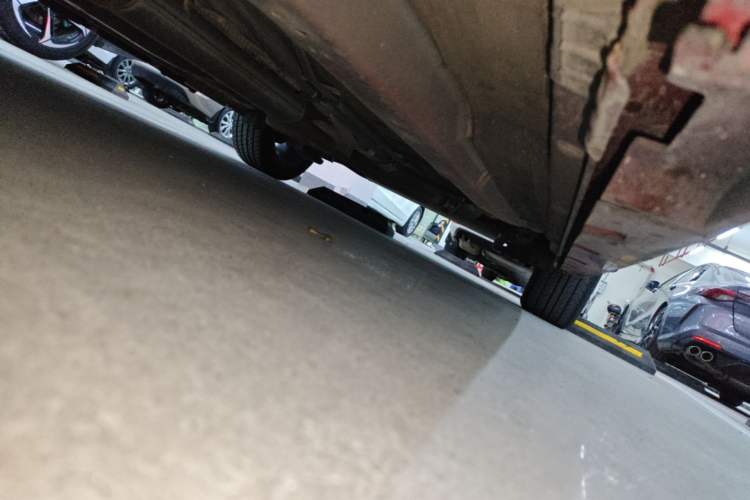 Used BYD Qin Pro  Chassis Front Left