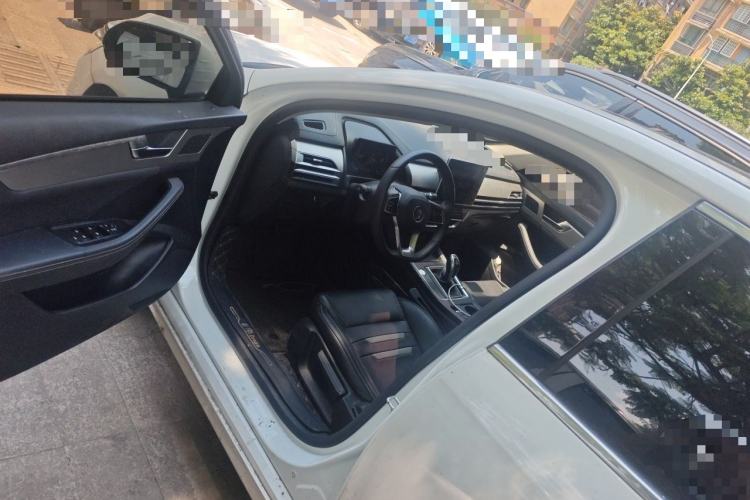 Used BYD Qin Pro 2019 Super Edition 1.5TI Automatic Smart Connect Dynamic Model China VI Standard Driver Seat