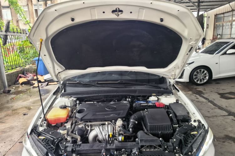 Used BYD Qin Pro 2019 Super Edition 1.5TI Automatic Smart Connect Enjoyment Model China VI Standard Engine Bay