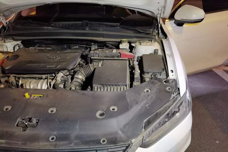 Used BYD Qin Pro 2019 Super Edition 1.5TI Automatic Smart Connect Brilliance Model China VI Standard Engine Bay Left