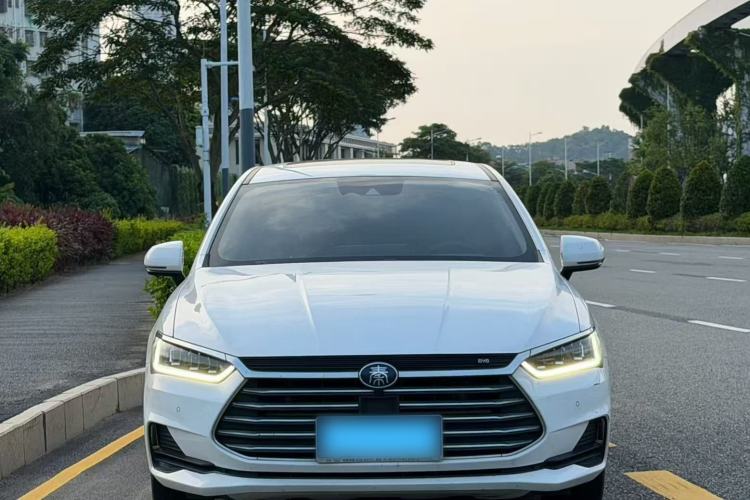 Used BYD Qin Pro 2019 Super Edition 1.5TI Automatic Smart Connect Enjoyment Model China VI Standard Exterior 1