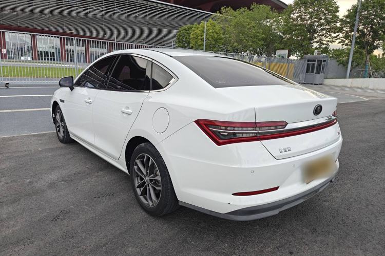 Used BYD Qin Pro 2019 Super Edition 1.5TI Automatic Smart Connect Flagship Model China V Standard Exterior 1