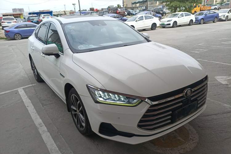 Used BYD Qin Pro 2019 Super Edition 1.5TI Automatic Smart Connect Flagship Model China V Standard Exterior 1