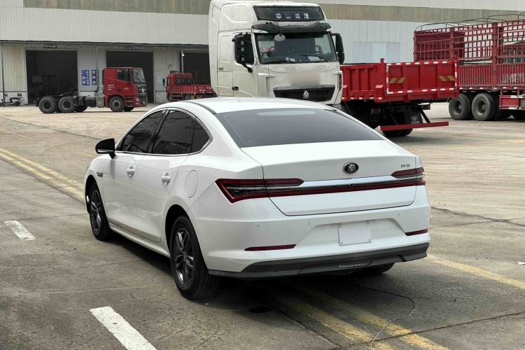 Used BYD Qin Pro 2019 Super Edition 1.5TI Automatic Smart Connect FENGSHANG Model China VI Standard Exterior 1
