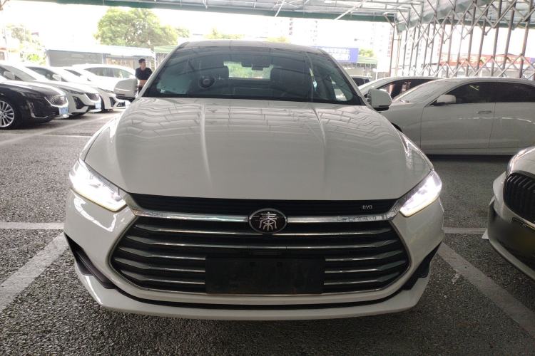 Used BYD Qin Pro 2019 Super Edition 1.5TI Automatic Smart Connect FENGSHANG Model China V Standard Exterior 1