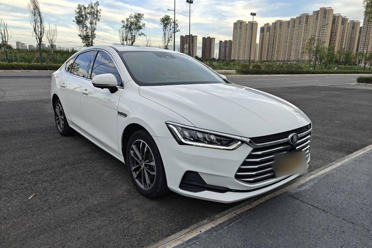 Used BYD Qin Pro 2019 Super Edition 1.5TI Automatic Smart Connect Flagship Model China V Standard Exterior 2