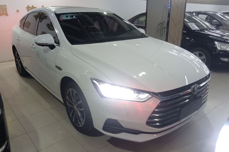 Used BYD Qin Pro 2019 Super Edition 1.5TI Automatic Smart Connect Flagship Model China V Standard Exterior 2