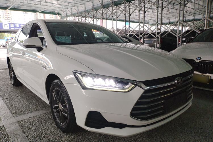 Used BYD Qin Pro 2019 Super Edition 1.5TI Automatic Smart Connect FENGSHANG Model China V Standard Exterior 2