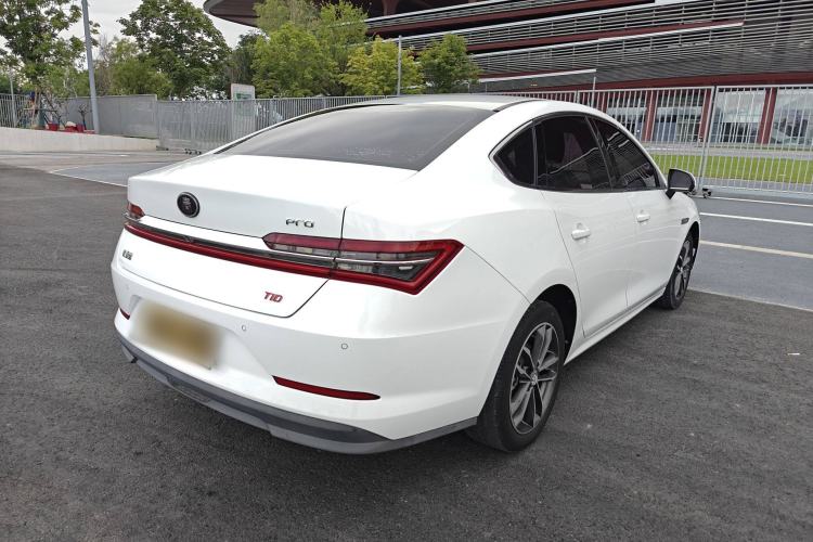 Used BYD Qin Pro 2019 Super Edition 1.5TI Automatic Smart Connect Flagship Model China V Standard Exterior 3