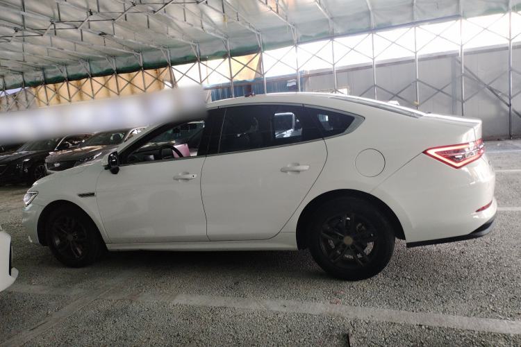Used BYD Qin Pro 2019 Super Edition 1.5TI Automatic Smart Connect FENGSHANG Model China V Standard Exterior 3