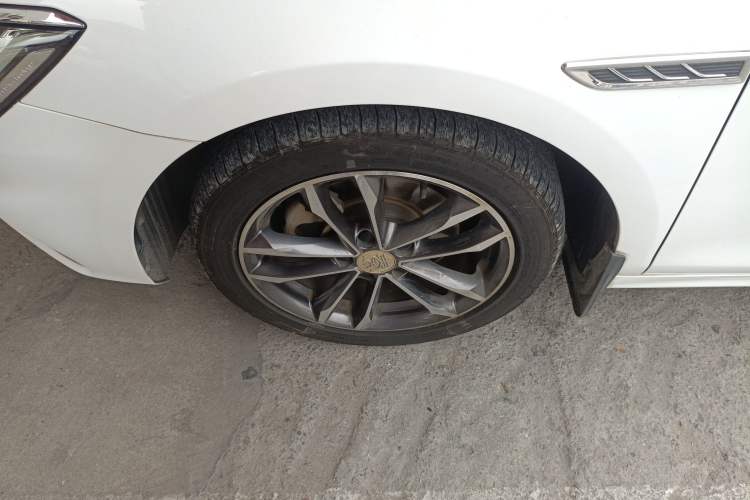 Used BYD Qin Pro 2019 Super Edition 1.5TI Automatic Smart Connect Flagship Model China V Standard Exterior 4