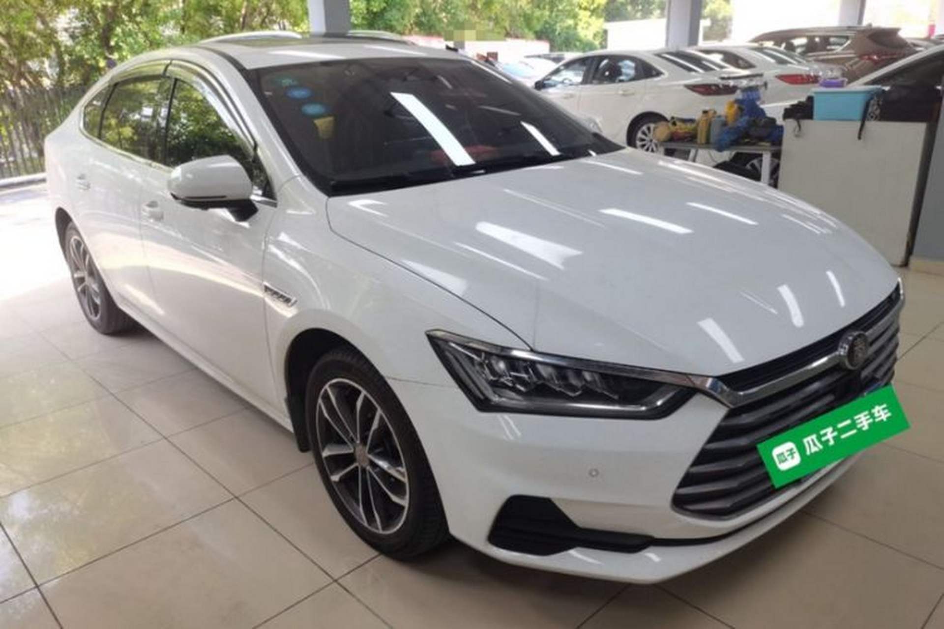 Used BYD Qin Pro 2019 Super Edition 1.5TI Automatic Smart Connect Flagship Model China V Standard Exterior 4