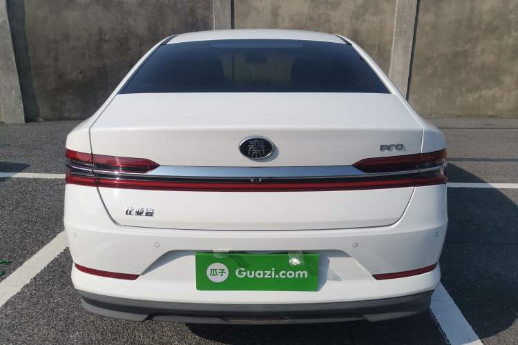 Used BYD Qin Pro 2019 Super Edition 1.5TI Manual Smart Connect Powerful Model China VI Standard Exterior 4