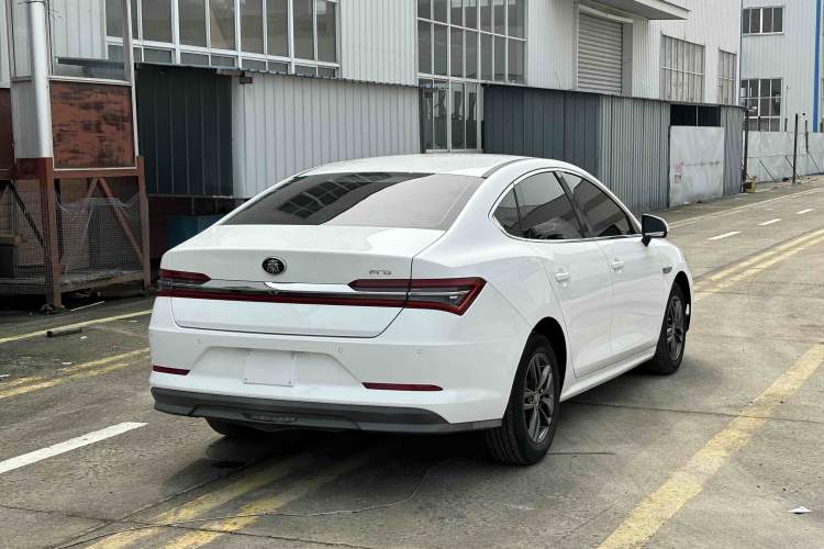 Used BYD Qin Pro 2019 Super Edition 1.5TI Automatic Smart Connect FENGSHANG Model China VI Standard Exterior 7