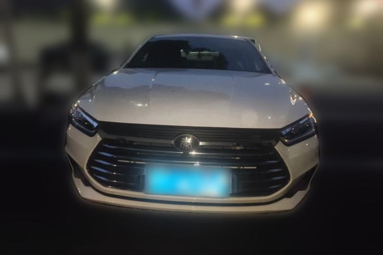 Used BYD Qin Pro 2019 Super Edition 1.5TI Automatic Smart Connect Dynamic Model China V Standard Front