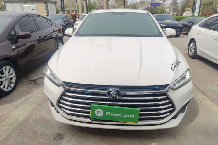 Used BYD Qin Pro 2019 Super Edition 1.5TI Automatic Smart Connect FENGSHANG Model China VI Standard Front