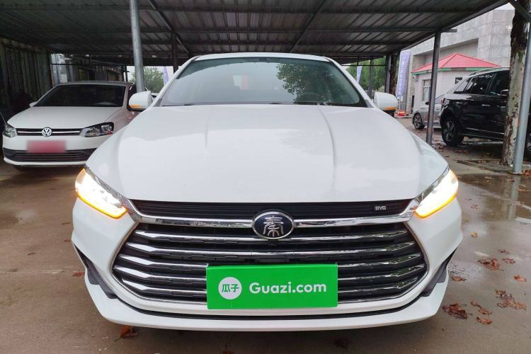 Used BYD Qin Pro 2019 Super Edition 1.5TI Automatic Smart Connect Dynamic Model China VI Standard Front