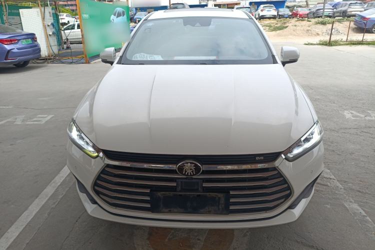 Used BYD Qin Pro 2019 Super Edition 1.5TI Automatic Smart Connect Flagship Model China V Standard Front