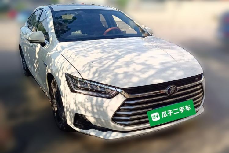 Used BYD Qin Pro 2019 Super Edition 1.5TI Automatic Smart Connect Dynamic Model China V Standard Front Right 45 Deg