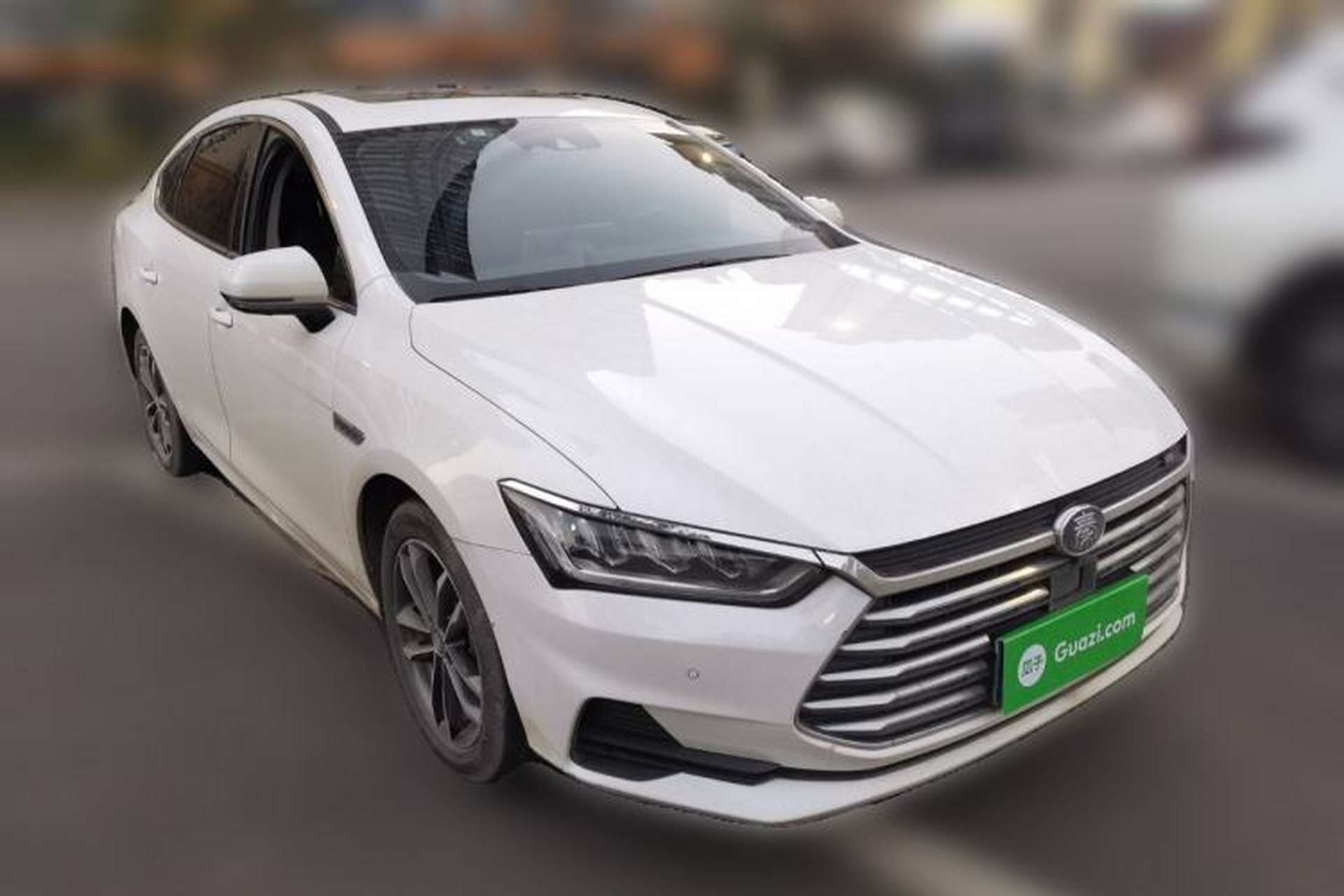 Used BYD Qin Pro 2019 Super Edition 1.5TI Automatic Smart Connect Brilliance Model China VI Standard Front Right 45 Deg