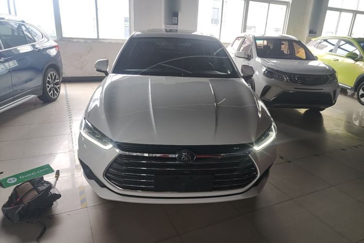 Used BYD Qin Pro 2019 Super Edition 1.5TI Automatic Smart Connect FENGSHANG Model China VI Standard Front