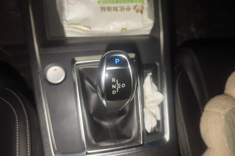Used BYD Qin Pro 2019 Super Edition 1.5TI Automatic Smart Connect Dynamic Model China V Standard Gear Lever
