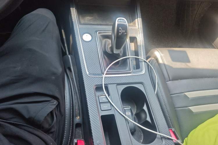 Used BYD Qin Pro 2019 Super Edition 1.5TI Automatic Smart Connect Dynamic Model China VI Standard Gear Lever