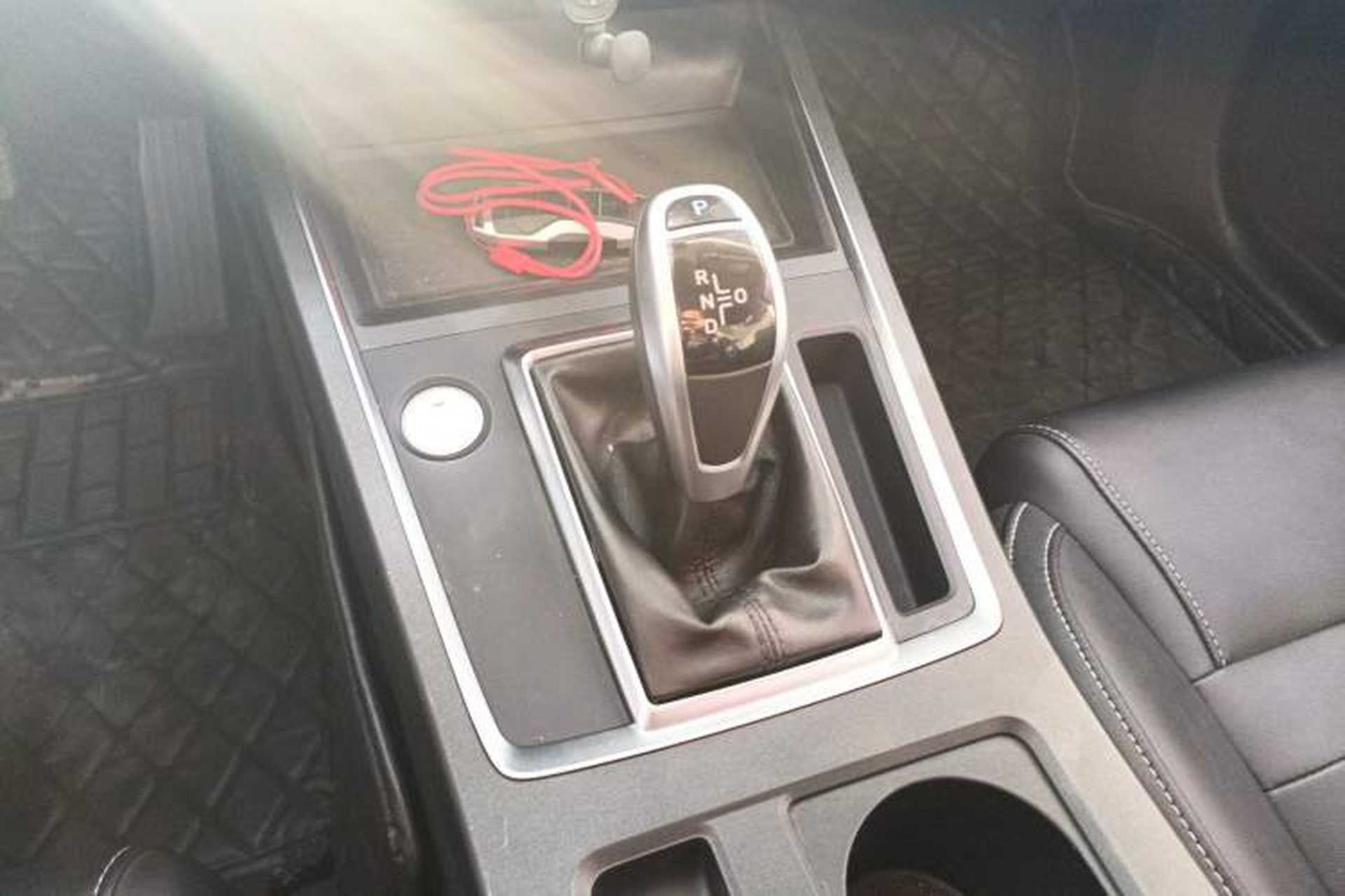 Used BYD Qin Pro 2019 Super Edition 1.5TI Automatic Smart Connect Dynamic Model China VI Standard Gear Lever