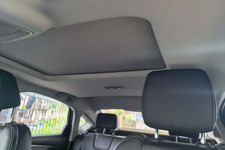 Used BYD Qin Pro 2019 Super Edition 1.5TI Automatic Smart Connect Enjoyment Model China VI Standard Headliner