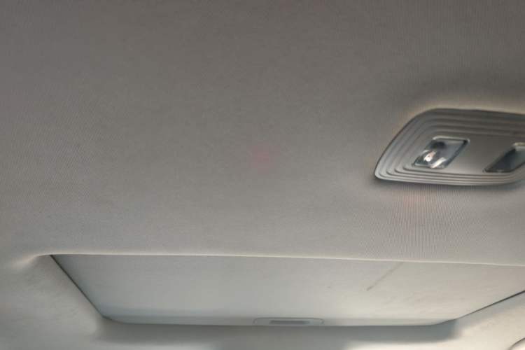 Used BYD Qin Pro 2019 Super Edition 1.5TI Automatic Smart Connect Dynamic Model China VI Standard Headliner