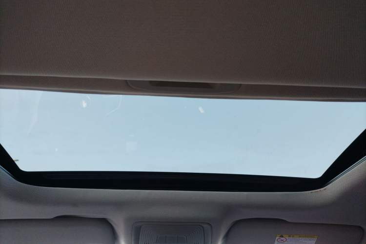 Used BYD Qin Pro 2019 Super Edition 1.5TI Automatic Smart Connect Enjoyment Model China VI Standard Headliner