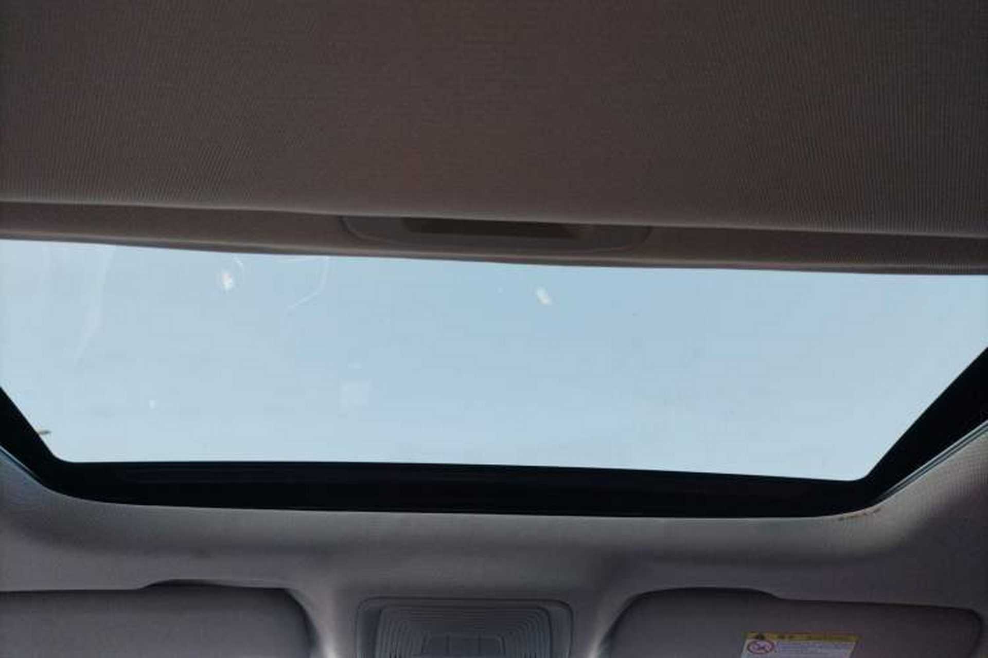 Used BYD Qin Pro 2019 Super Edition 1.5TI Automatic Smart Connect Enjoyment Model China VI Standard Headliner